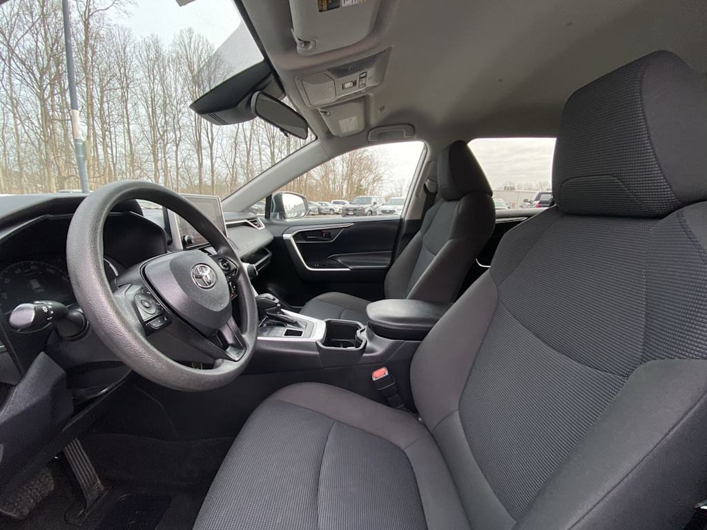 Thumbnail: 2024 Toyota RAV4 - 8