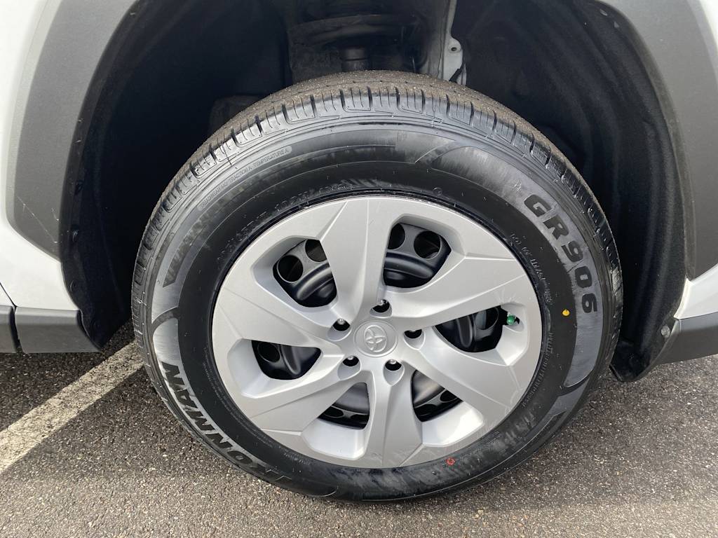 Thumbnail: 2024 Toyota RAV4 - 26