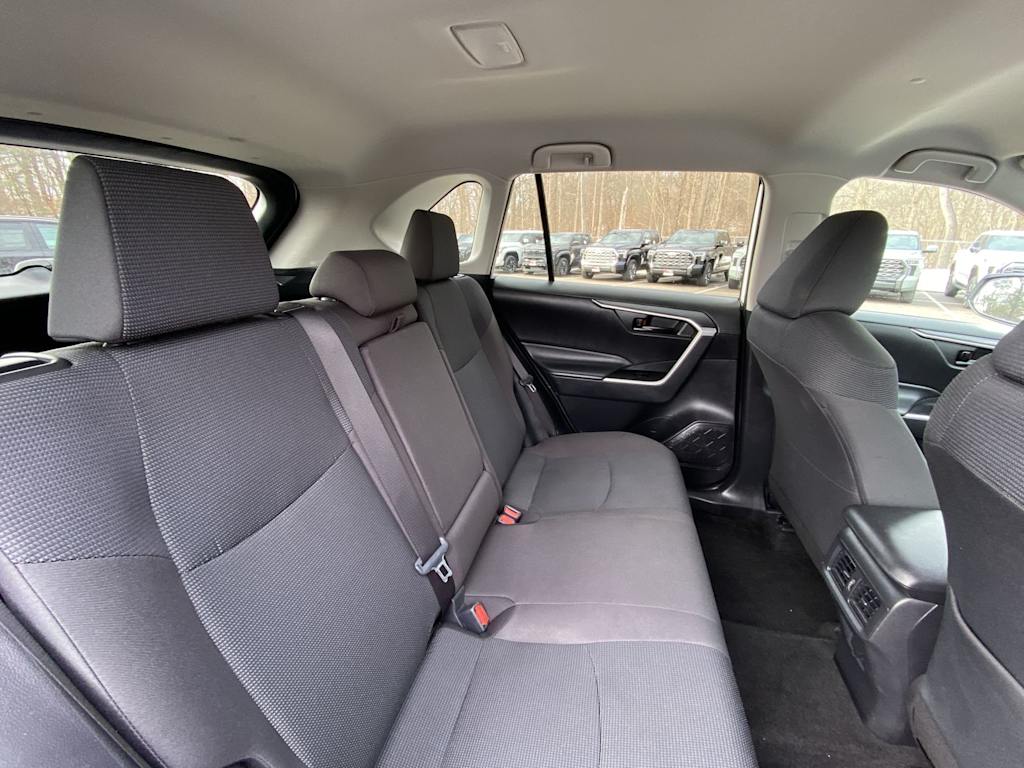 Thumbnail: 2024 Toyota RAV4 - 30