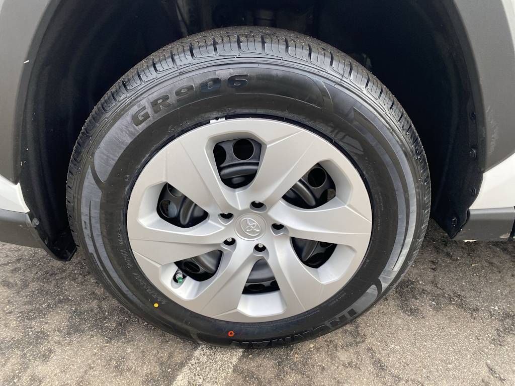 Thumbnail: 2024 Toyota RAV4 - 6