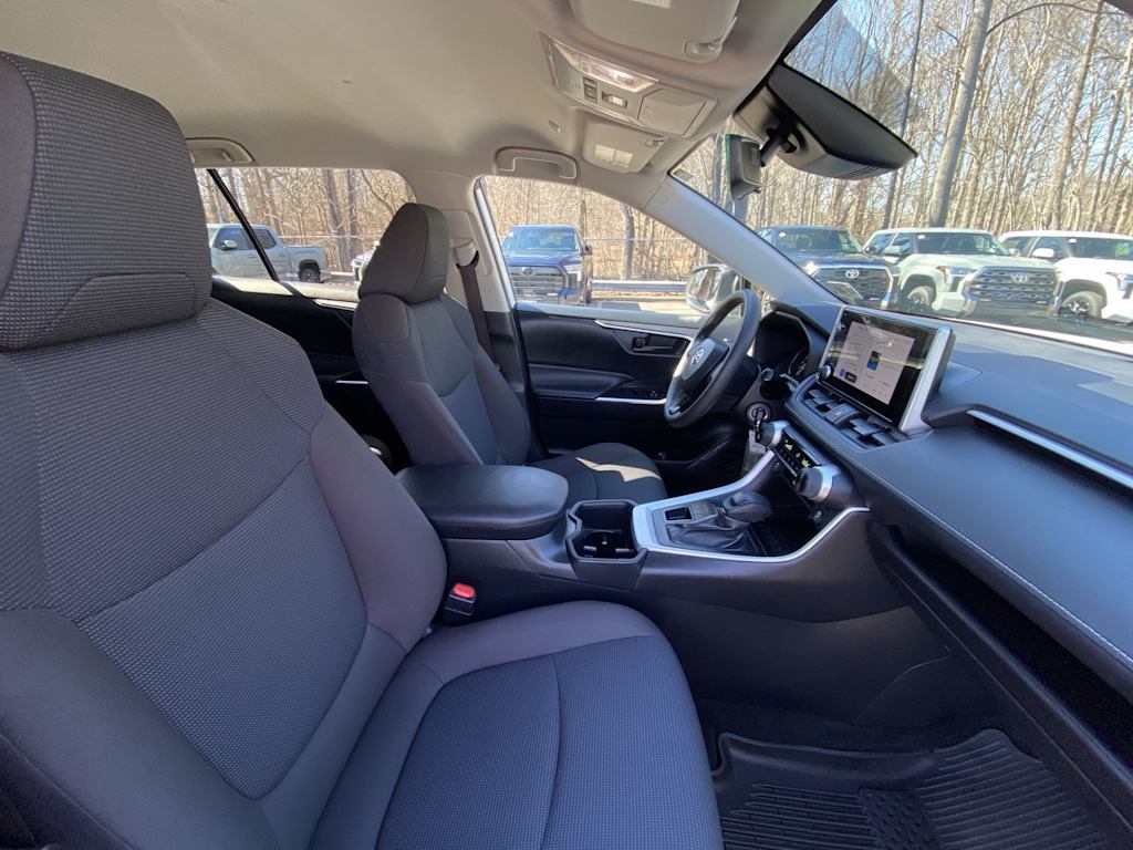 Thumbnail: 2023 Toyota RAV4 - 27