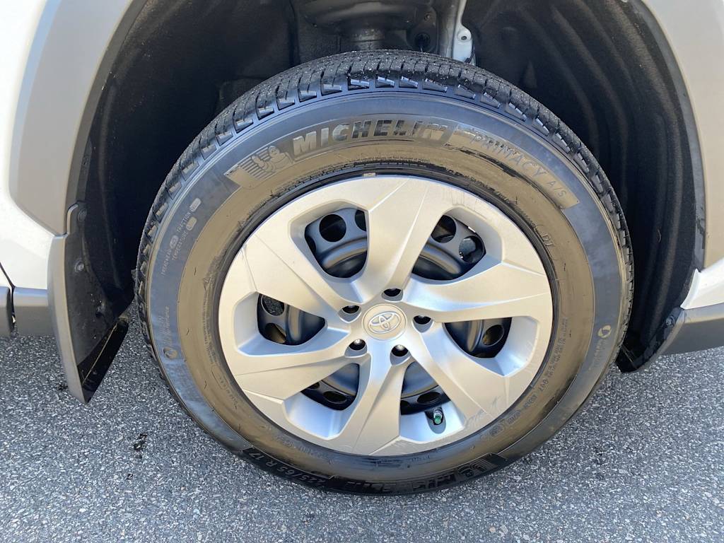 Thumbnail: 2023 Toyota RAV4 - 25