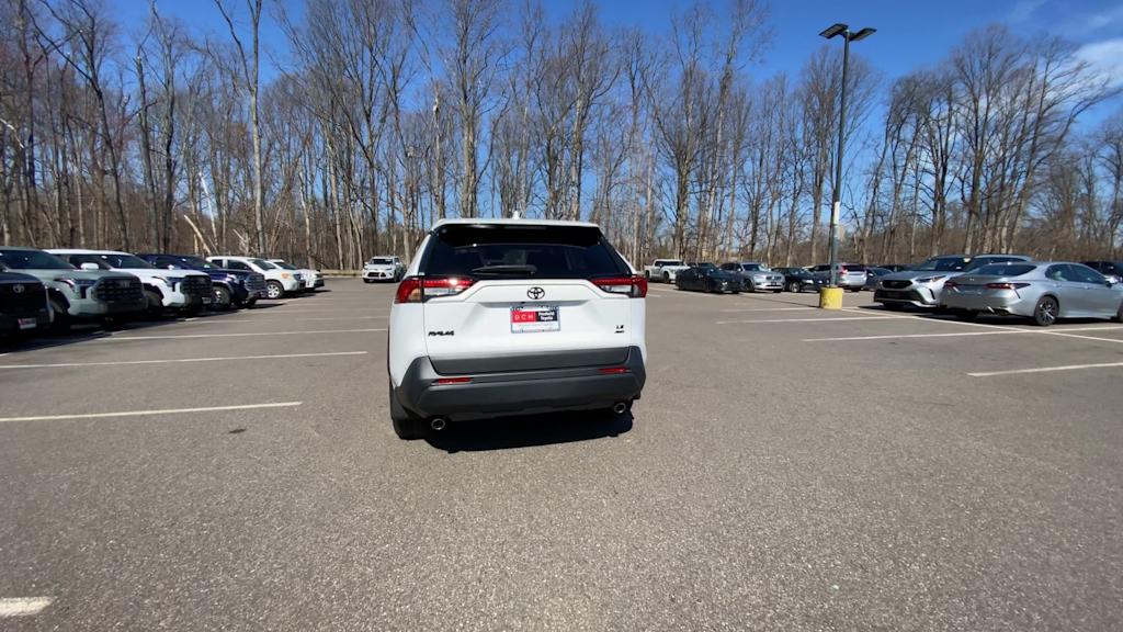 Thumbnail: 2023 Toyota RAV4 - 16