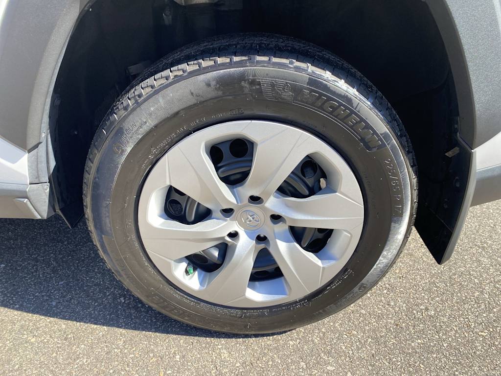 Thumbnail: 2023 Toyota RAV4 - 23