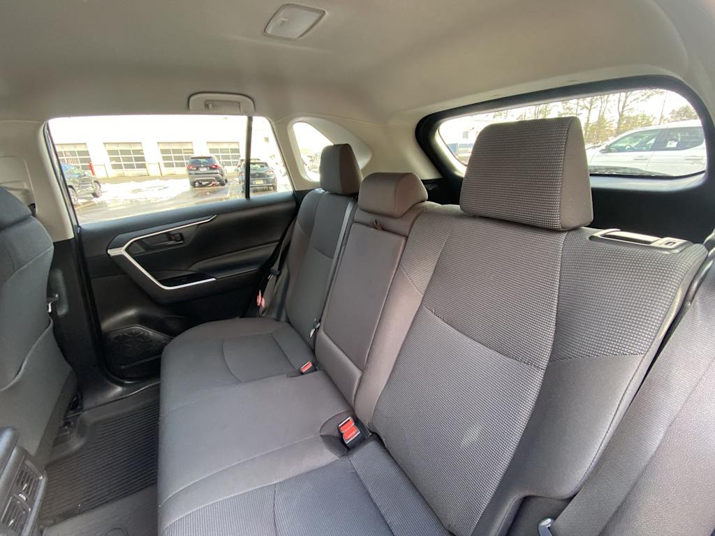 Thumbnail: 2024 Toyota RAV4 - 10