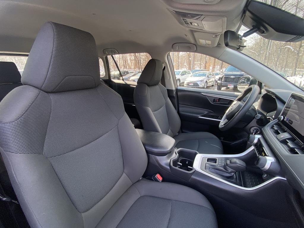 Thumbnail: 2024 Toyota RAV4 - 26