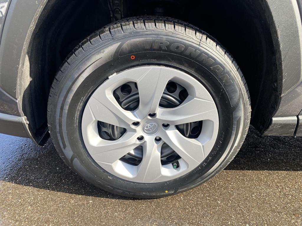 Thumbnail: 2024 Toyota RAV4 - 6