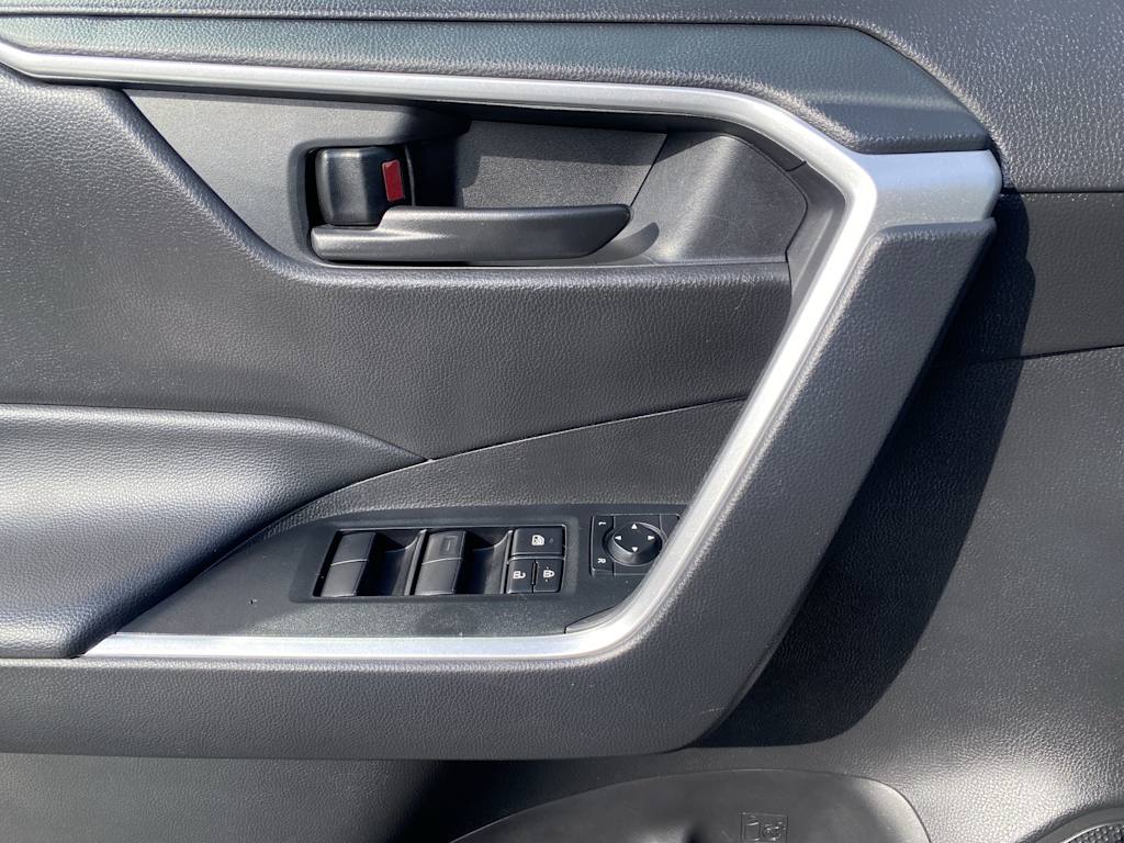 Thumbnail: 2024 Toyota RAV4 - 24