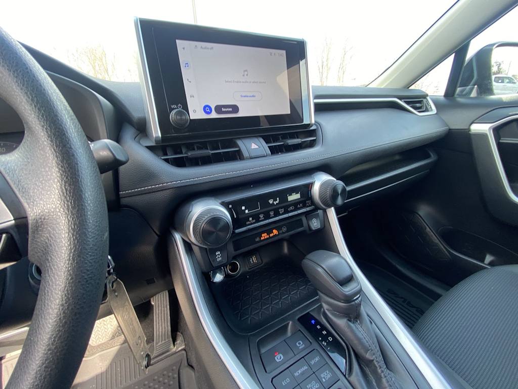 Thumbnail: 2024 Toyota RAV4 - 7