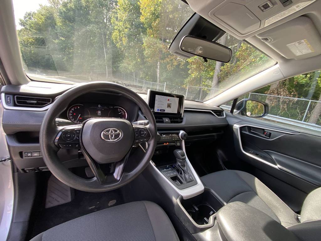 Thumbnail: 2025 Toyota RAV4 - 9