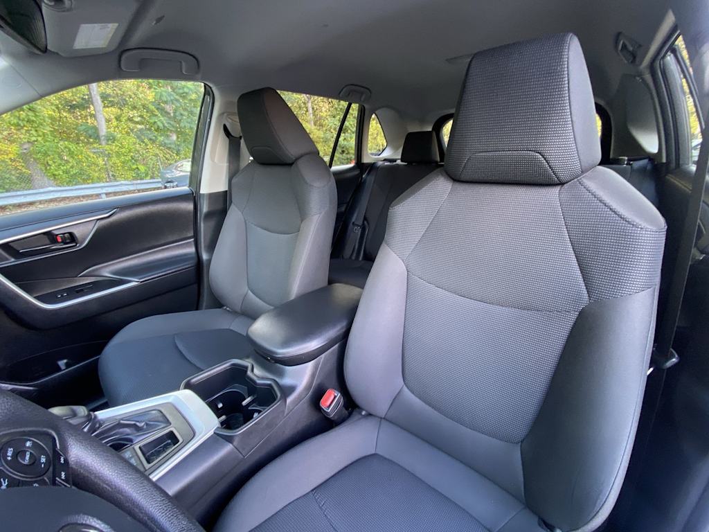 Thumbnail: 2024 Toyota RAV4 - 8