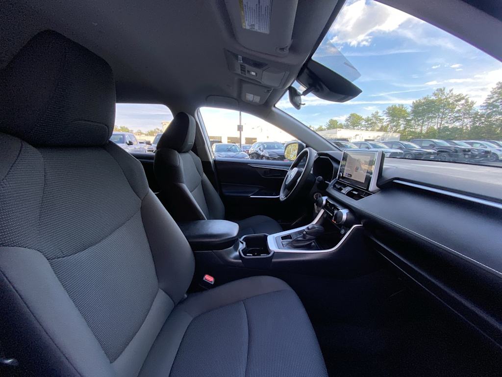 Thumbnail: 2024 Toyota RAV4 - 24