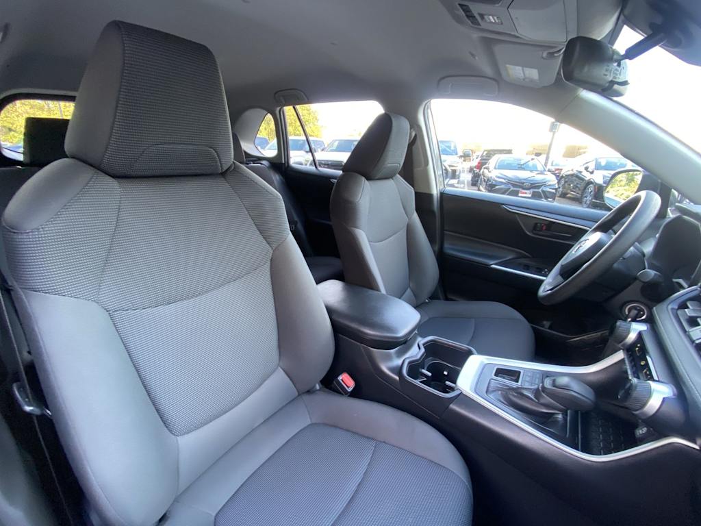 Thumbnail: 2024 Toyota RAV4 - 25