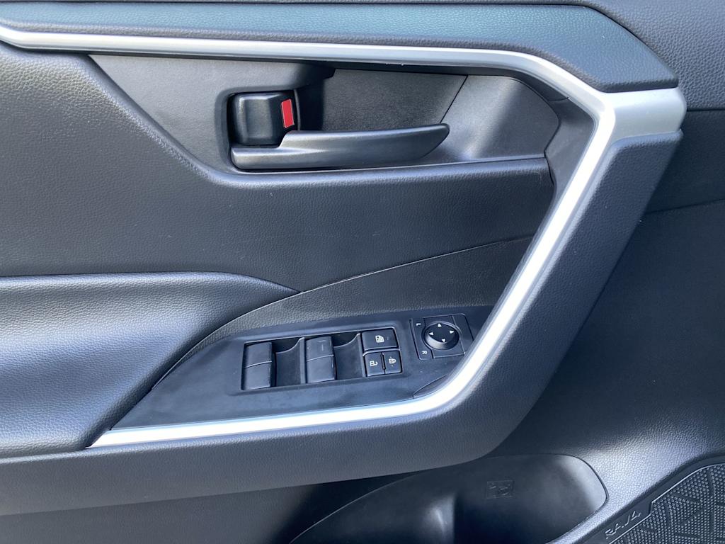 Thumbnail: 2024 Toyota RAV4 - 23