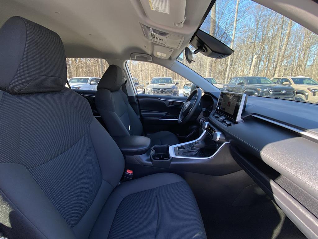 Thumbnail: 2024 Toyota RAV4 - 23