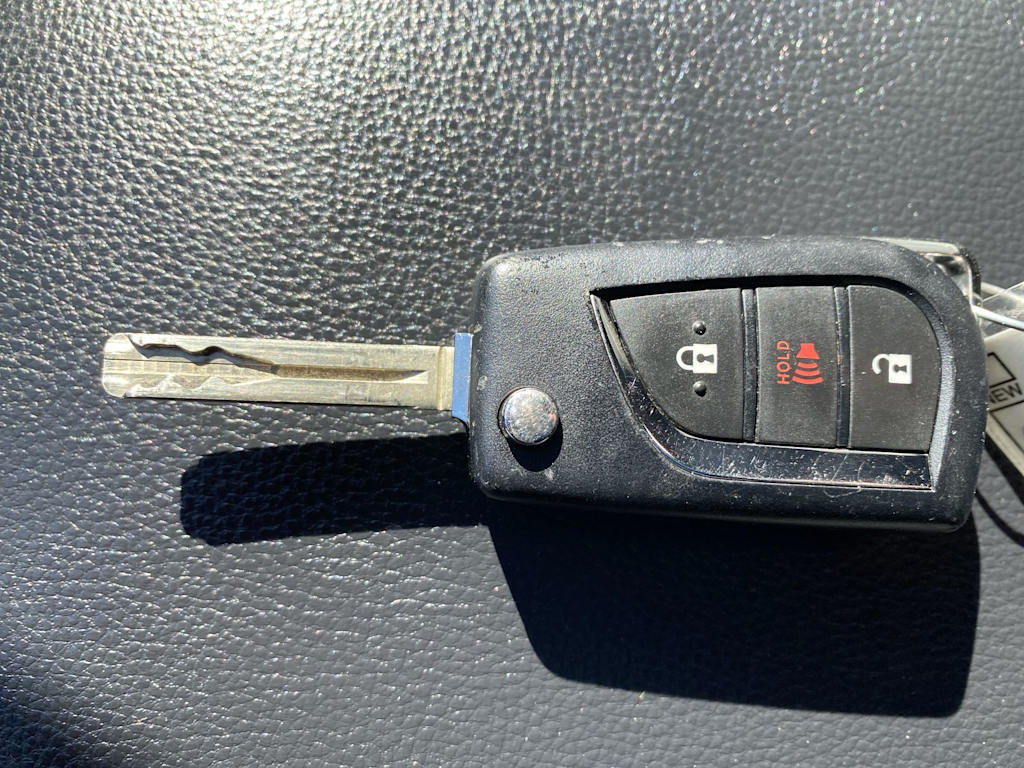 Thumbnail: 2024 Toyota RAV4 - 15