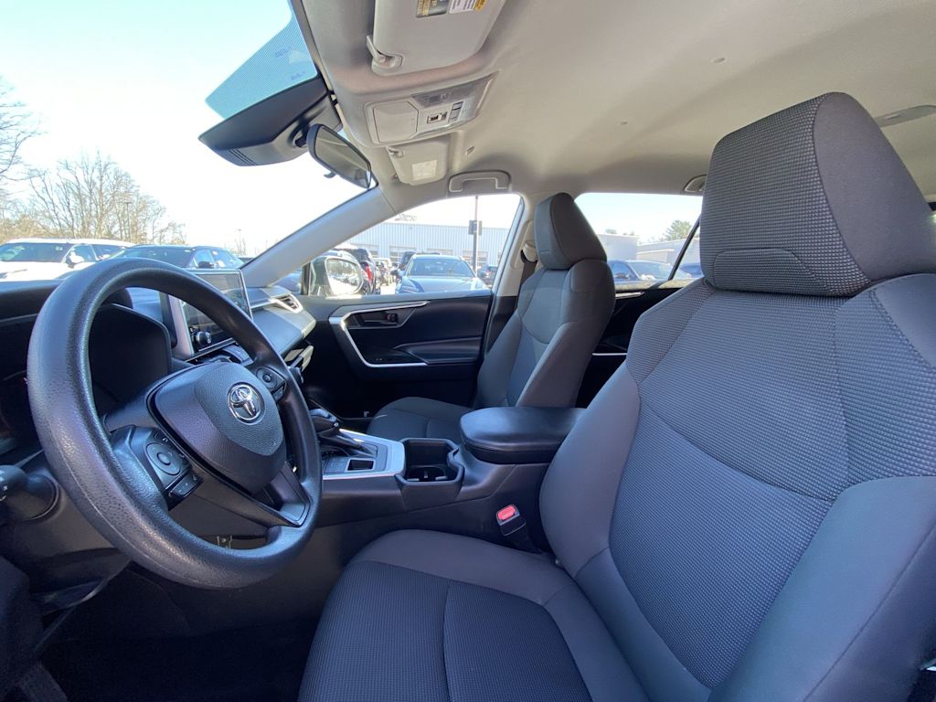 Thumbnail: 2024 Toyota RAV4 - 7