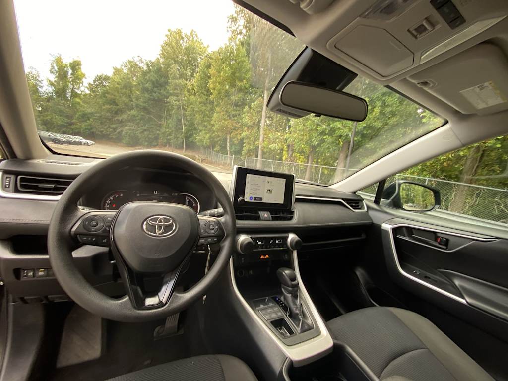 Thumbnail: 2025 Toyota RAV4 - 8