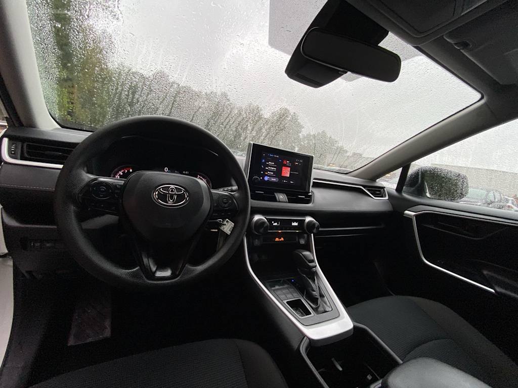 Thumbnail: 2025 Toyota RAV4 - 9