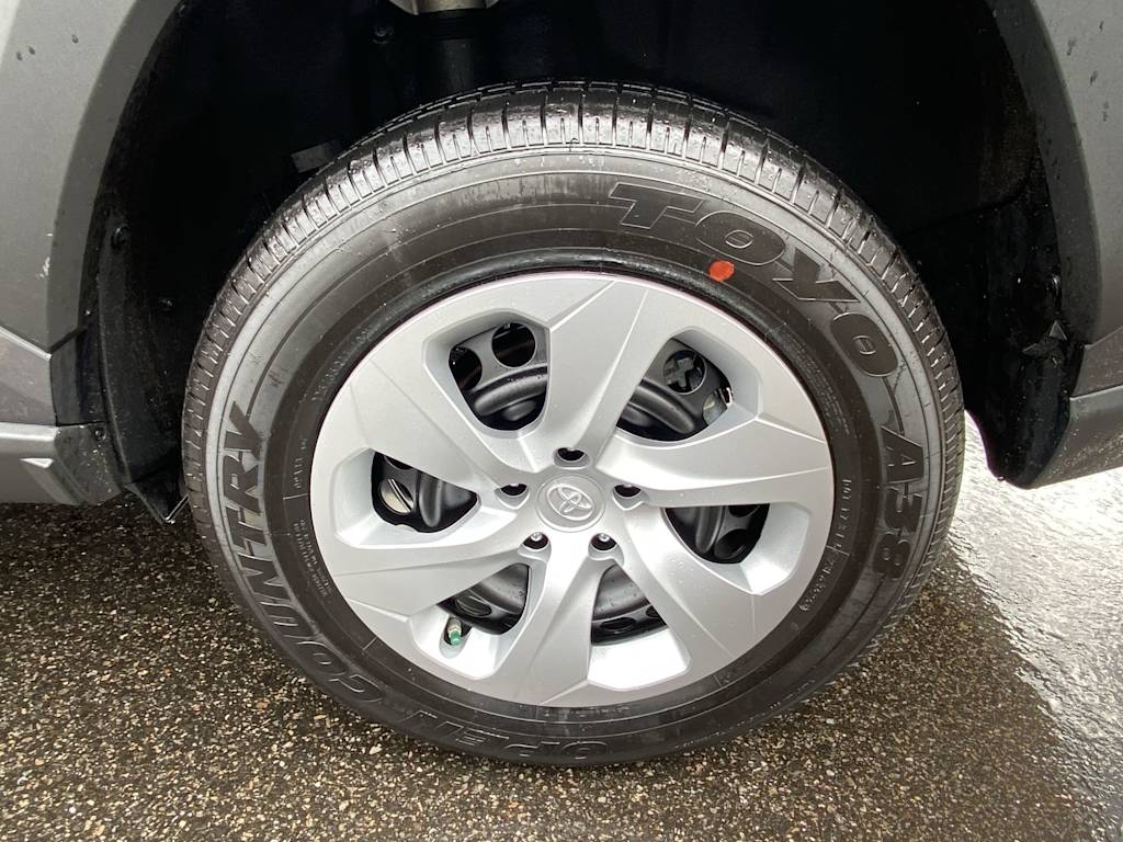 Thumbnail: 2025 Toyota RAV4 - 31