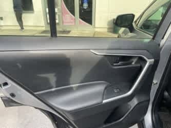 Thumbnail: 2021 Toyota RAV4 - 25