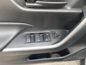 Thumbnail: 2021 Toyota RAV4 - 28