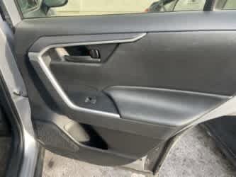 Thumbnail: 2021 Toyota RAV4 - 27