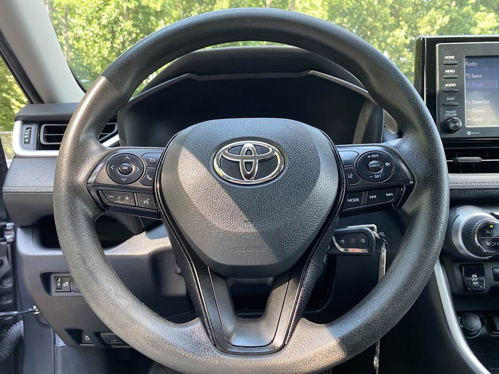 Thumbnail: 2020 Toyota RAV4 - 13