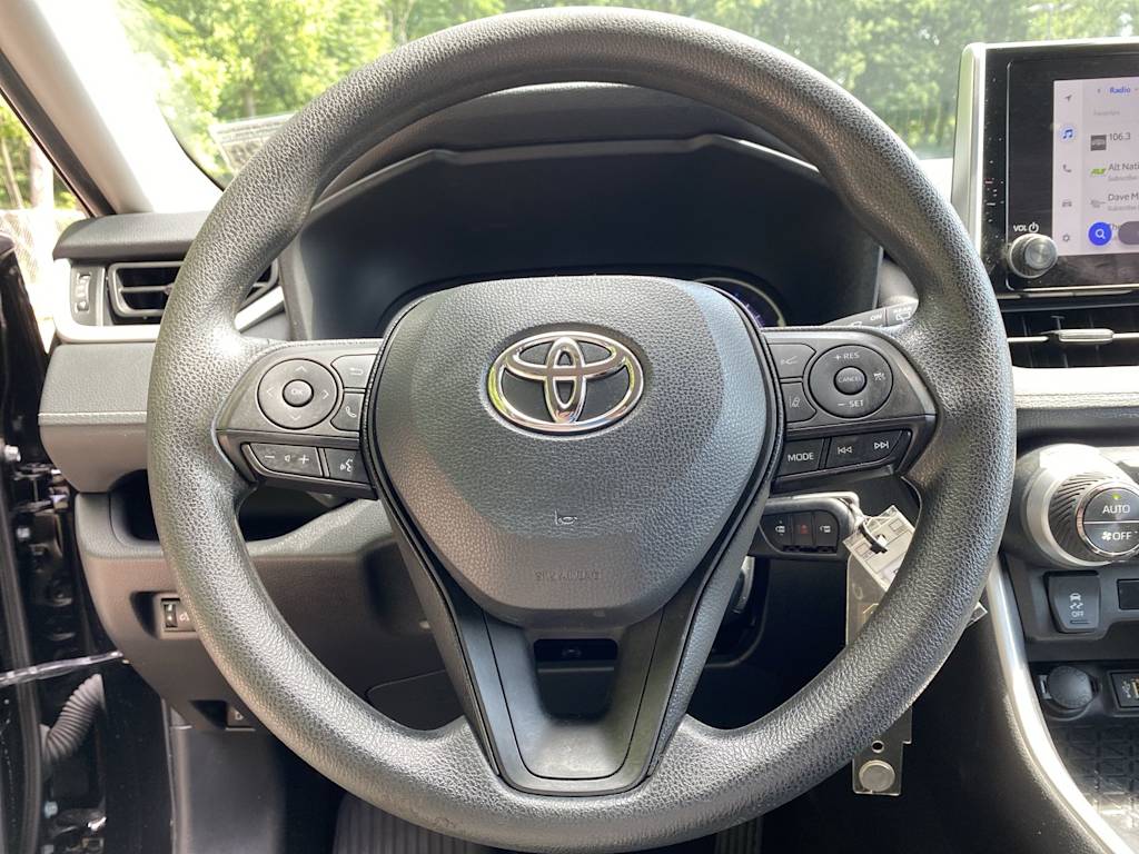 Thumbnail: 2024 Toyota RAV4 - 13