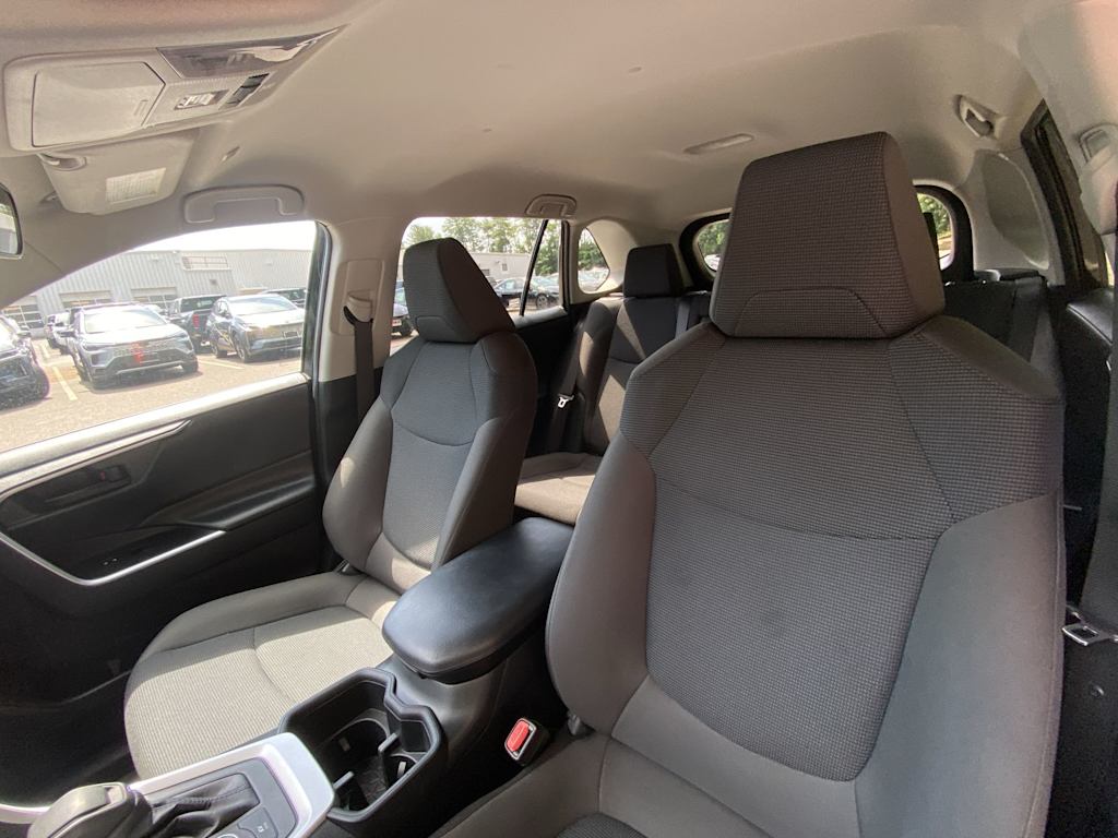 Thumbnail: 2024 Toyota RAV4 - 11