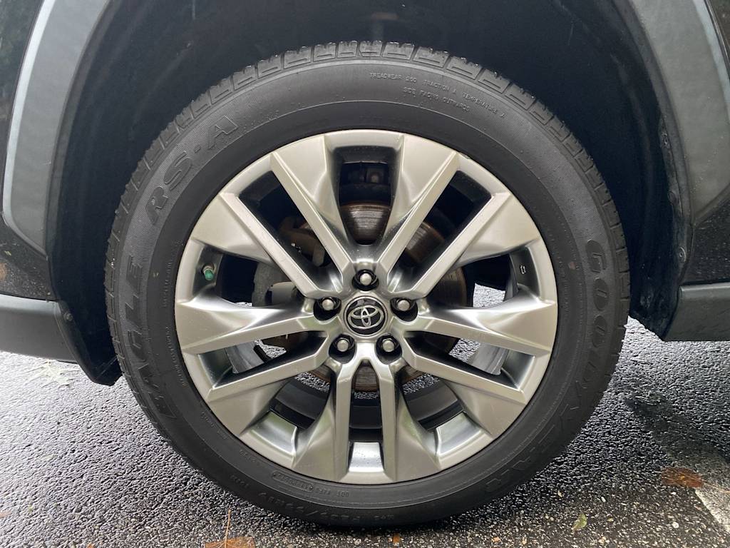 Thumbnail: 2019 Toyota RAV4 - 7