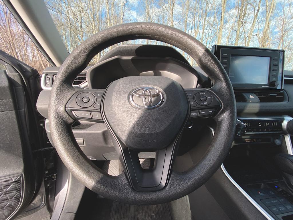 2022 Toyota RAV4 XLE 11