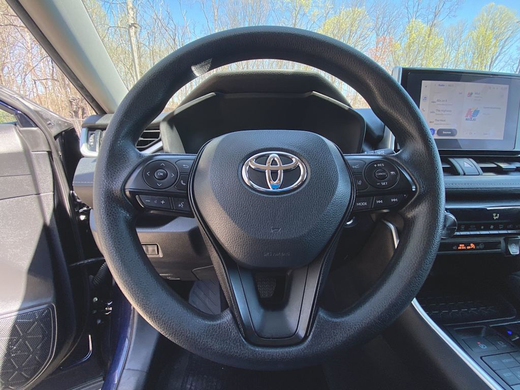 2023 Toyota RAV4 XLE 11