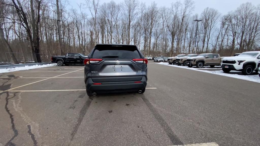 Thumbnail: 2024 Toyota RAV4 - 18