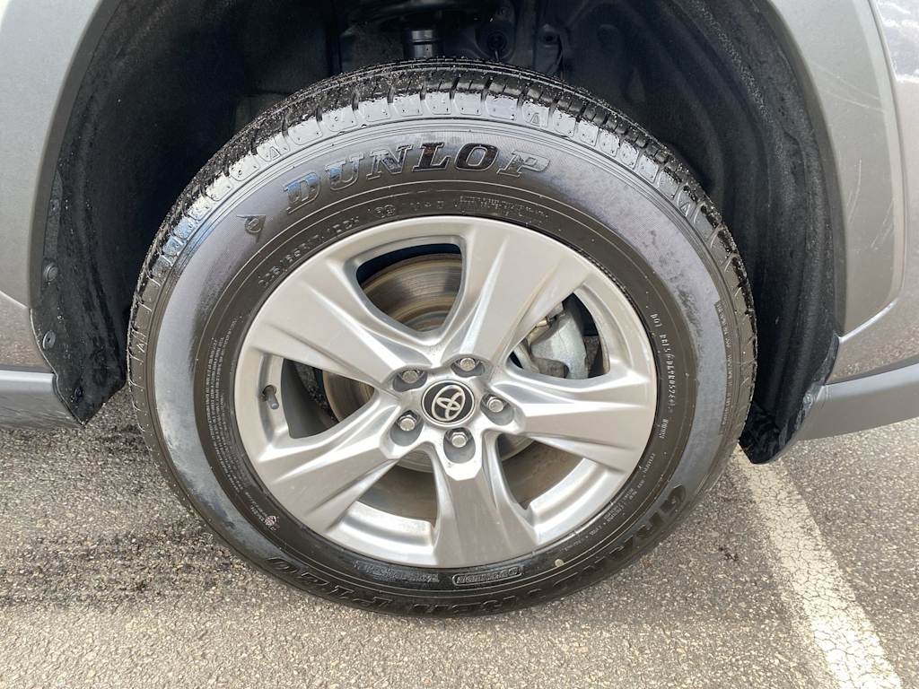 Thumbnail: 2024 Toyota RAV4 - 23