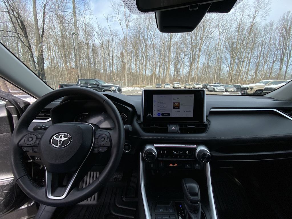 Thumbnail: 2024 Toyota RAV4 - 2