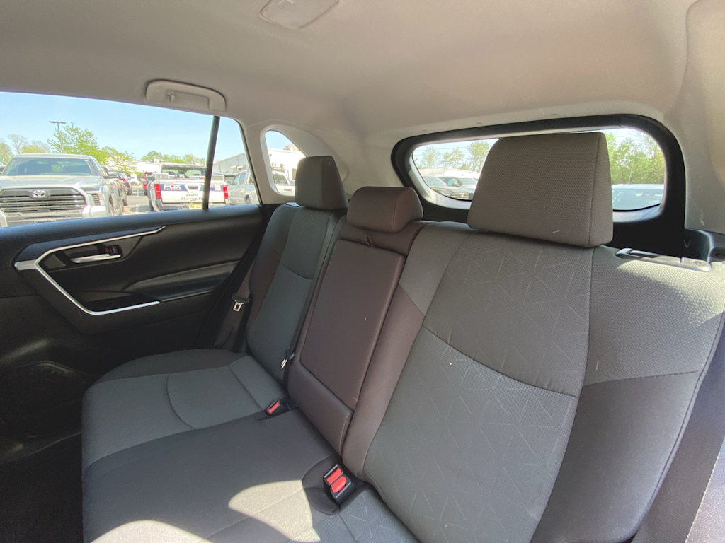 2024 Toyota RAV4 XLE 11