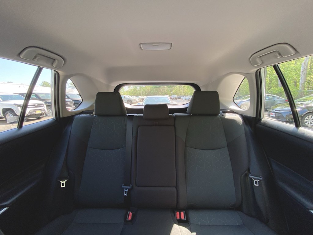 2024 Toyota RAV4 XLE 29