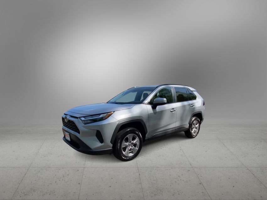 2024 Toyota RAV4 XLE 6