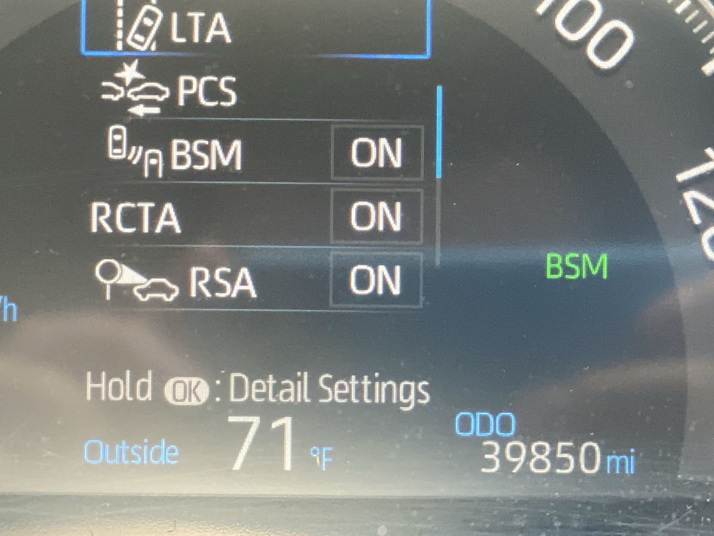 Thumbnail: 2025 Toyota RAV4 - 16