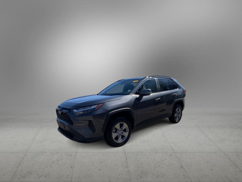 2023 Toyota RAV4 XLE 6