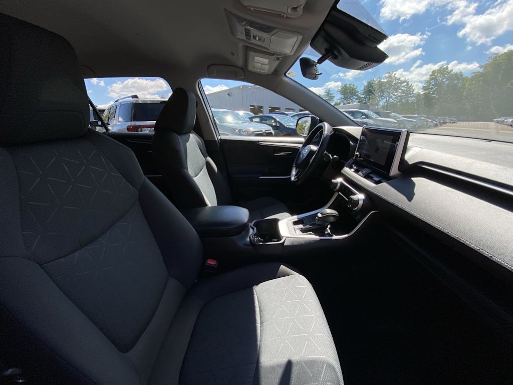 Thumbnail: 2024 Toyota RAV4 - 25