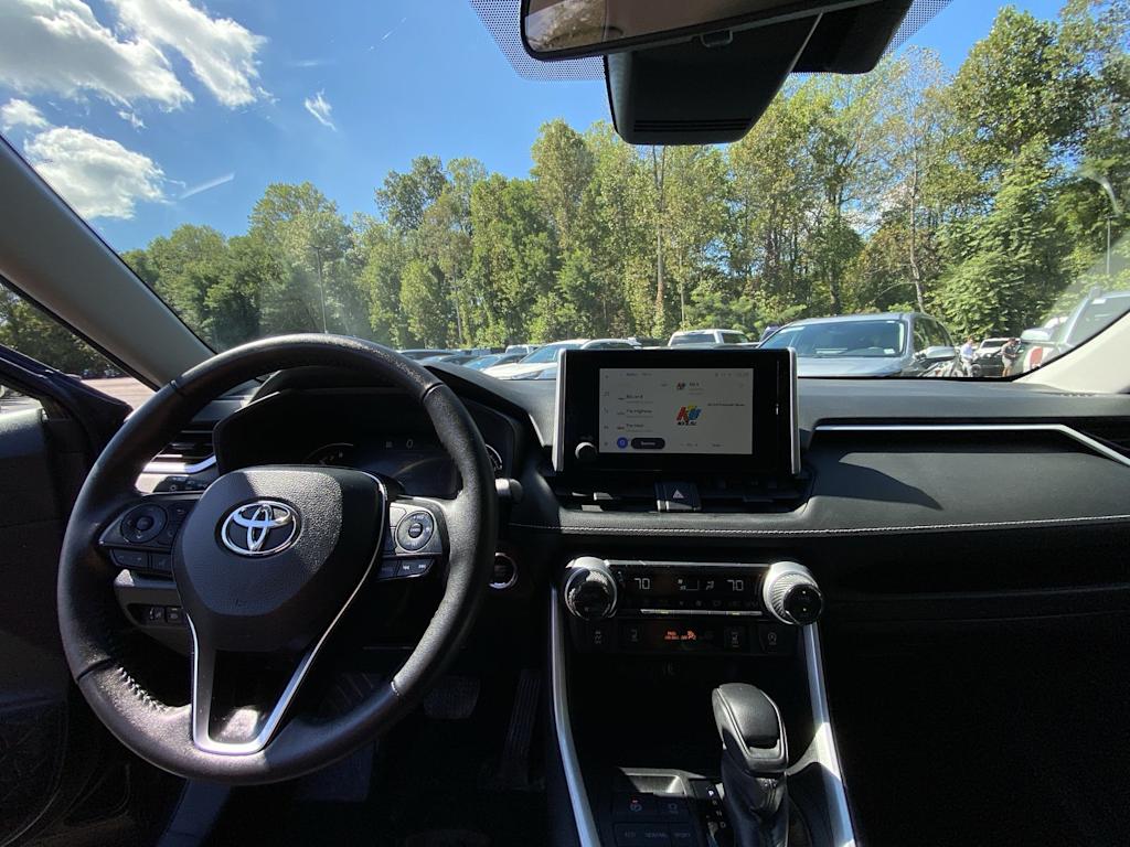 Thumbnail: 2024 Toyota RAV4 - 2