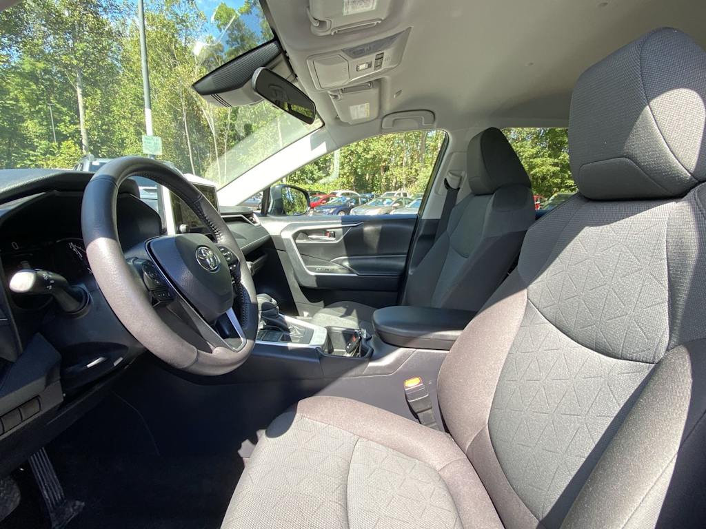 Thumbnail: 2024 Toyota RAV4 - 8