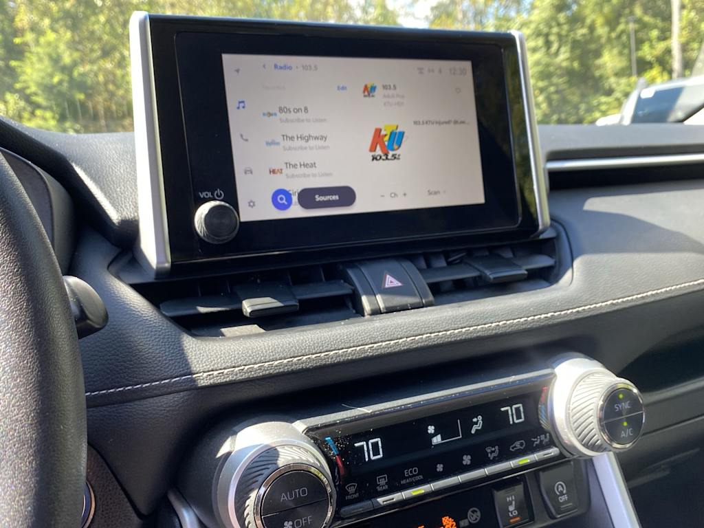 Thumbnail: 2024 Toyota RAV4 - 12