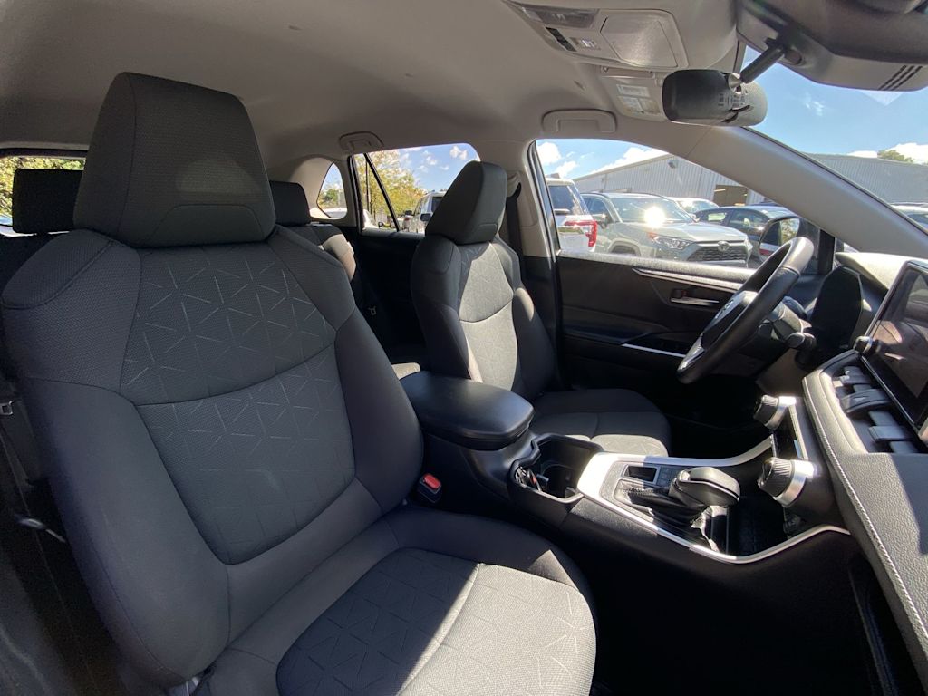 Thumbnail: 2024 Toyota RAV4 - 26