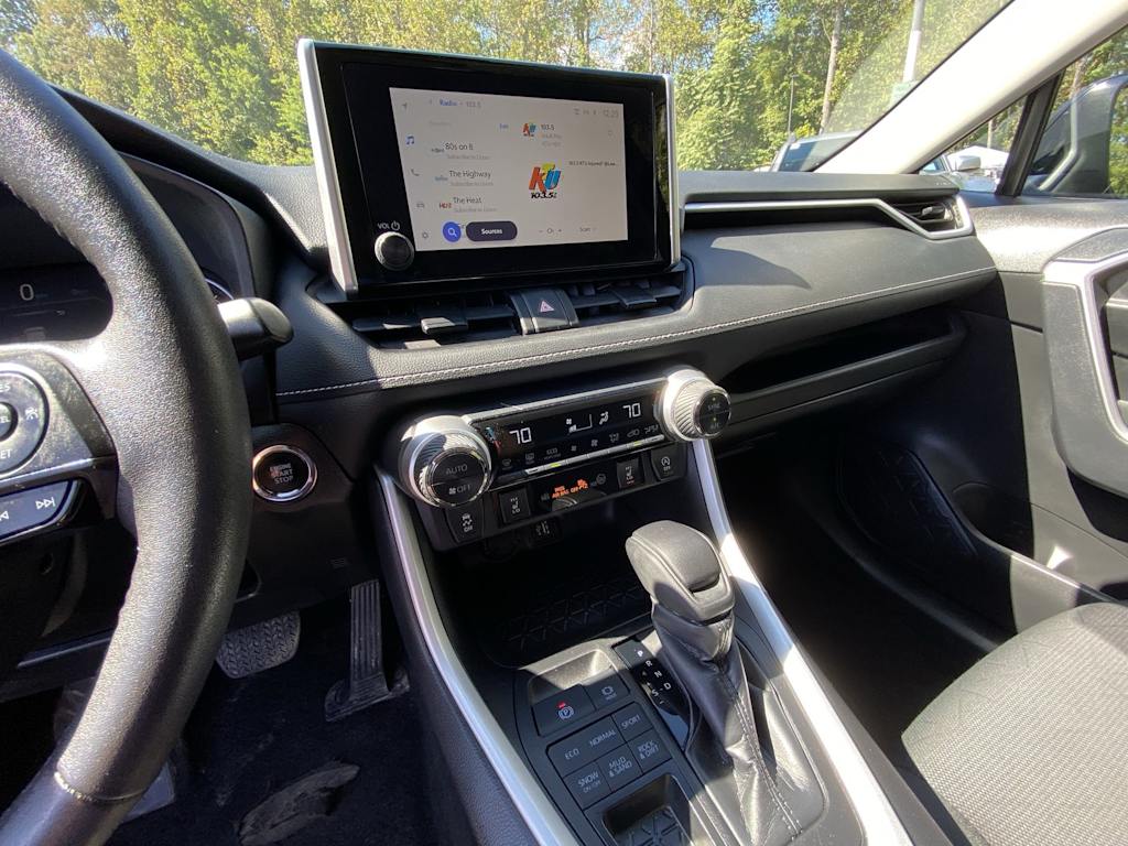 Thumbnail: 2024 Toyota RAV4 - 7