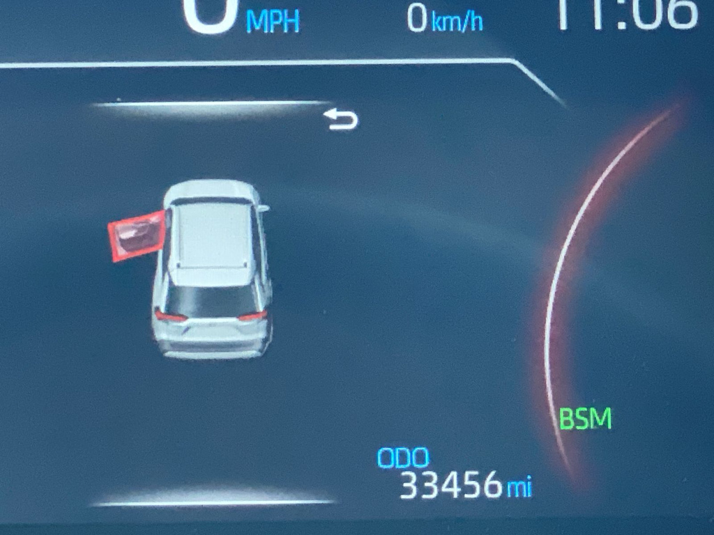 2023 Toyota RAV4 XLE 31