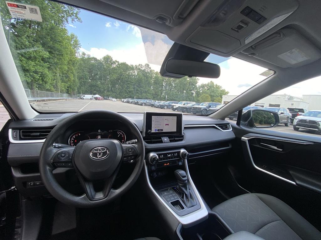 Thumbnail: 2025 Toyota RAV4 - 2