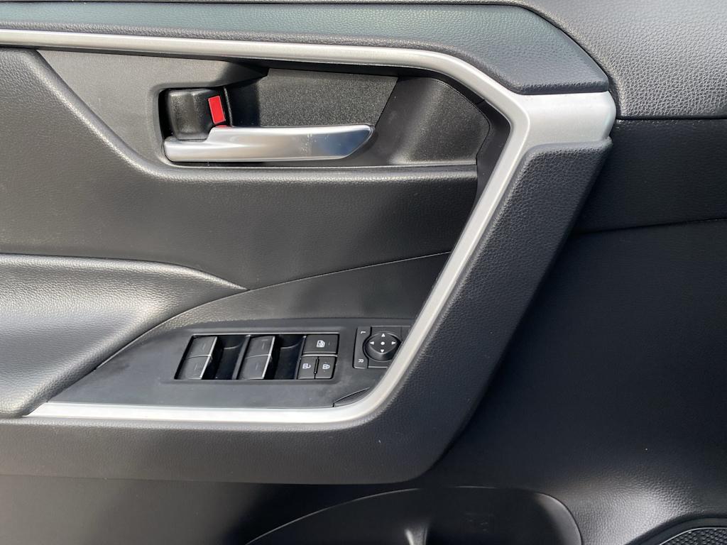 Thumbnail: 2024 Toyota RAV4 - 24